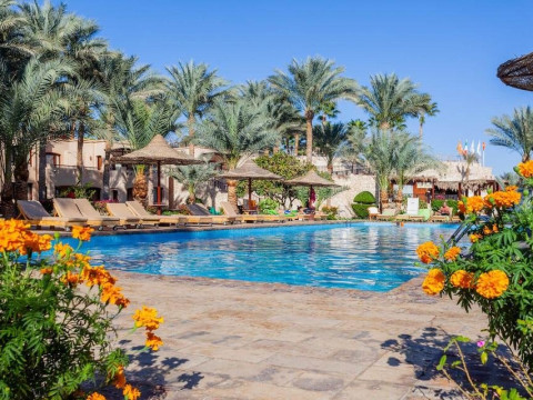 TAMRA BEACH RESORT