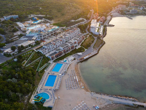 White Lagoon Beach Resort