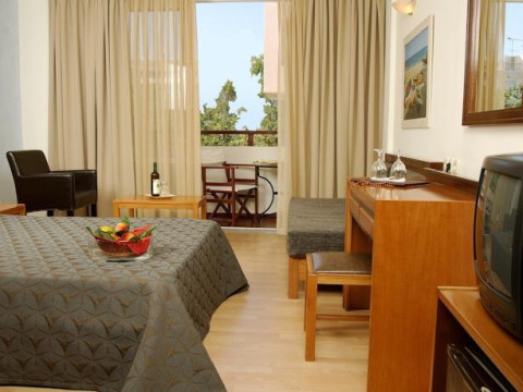 ATRIUM HOTEL (C)
