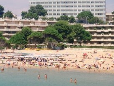 4R SALOU PARK