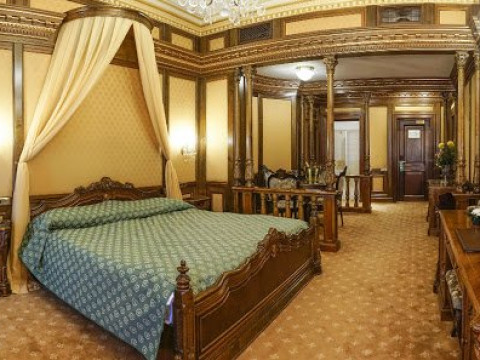 Casa Capsa