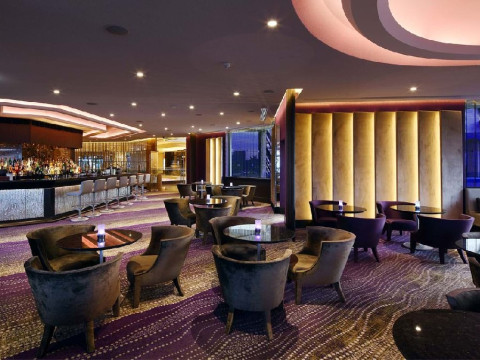 FOUR SEASONS HOTEL