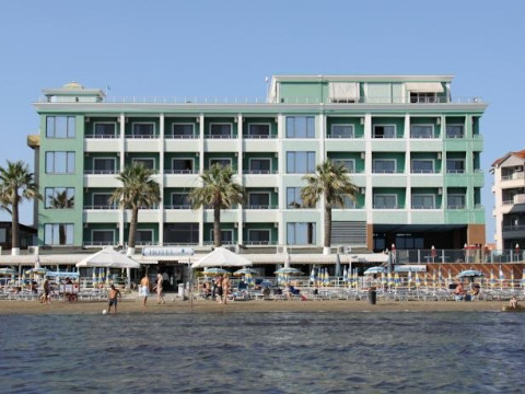 Vivas Hotel (Durres)