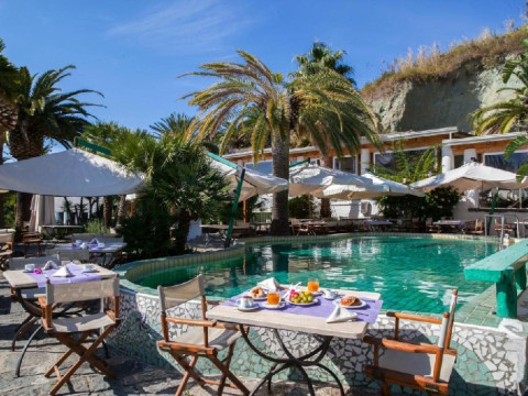Hotel Romantica Resort and Spa