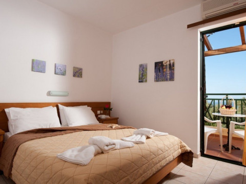 Asterias Village (Piskopiano)