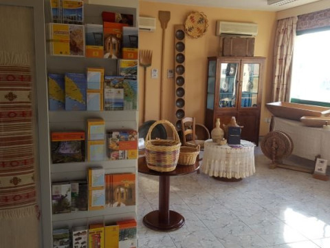 Mandalena Hotel Apartments 