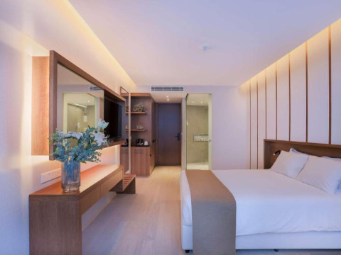 Radisson Beach Resort Larnaca