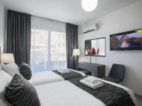 BLAZER RESIDENCE