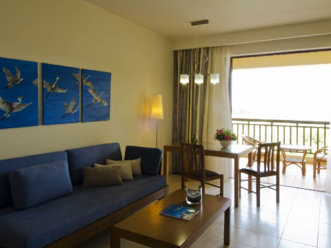Asterion Beach Hotel and Suites (C)