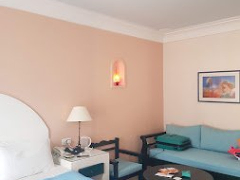 Veggera Hotel (Perissa Santorini)