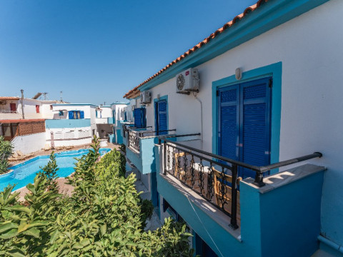 Parthenon Studio Apartments, Anaxos