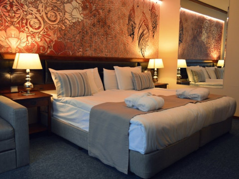 PLATINUM HOTEL AND CASINO