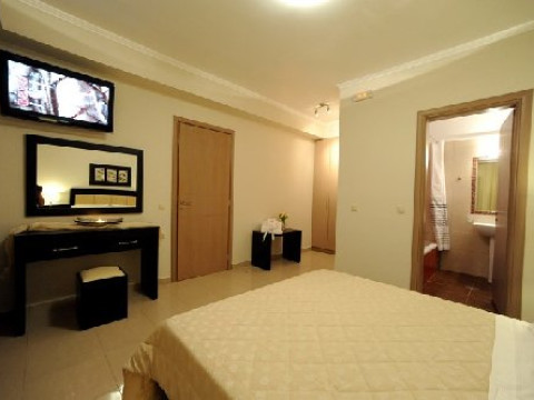 Mamfredas Resort - VILA (Tsilivi)