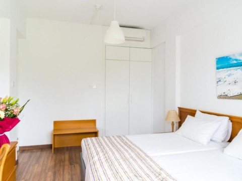 Helios Bay Hotel Apartments