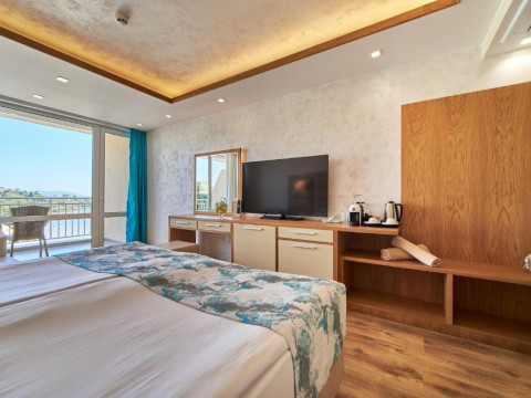 BILYANA BEACH - Adults Only 16+