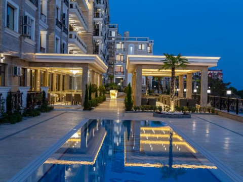 ONYX BEACH RESIDENCE