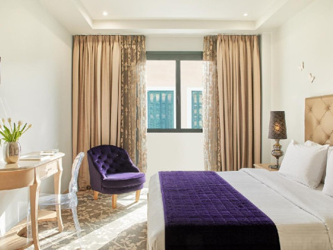 Dioni Boutique Hotel 