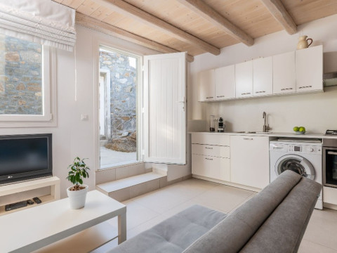 Bespoke Mykonos (K)