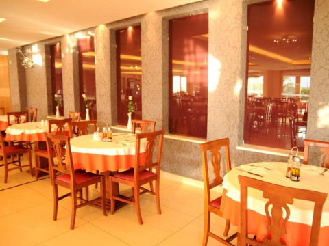 CHRISPY WORLD HOTEL (K)