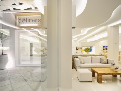 Petinos