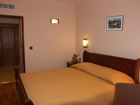 MERIDIAN HOTEL BOLYARSKI 