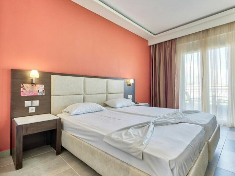 MAJESTIC SPA HOTEL 