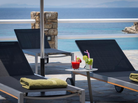 Alkistis (Adults Only, 15+)