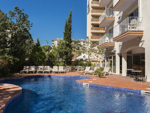 DWO LES PALMERES (Calella)