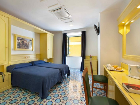 Astoria Sorrento (ABC)