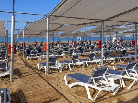 GLAMOUR RESORT AND SPA