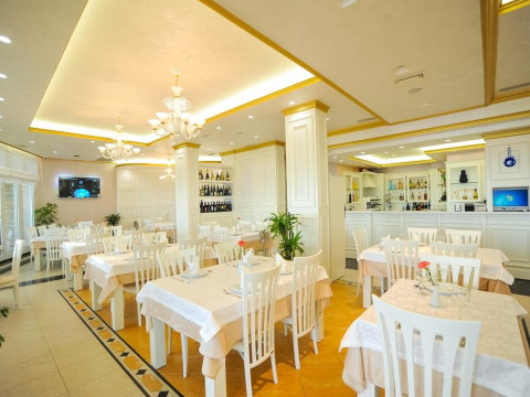 Hotel Iliria Internacional (Durres)