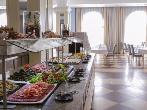 Dreams Sunny Beach Resort and Spa -part of Hyatt 