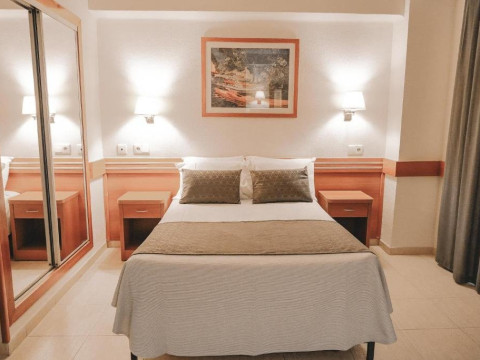 H TOP PINEDA PALACE (Adults Recommended) (Pineda de Mar)