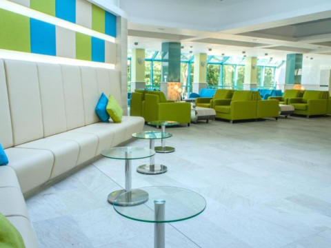 BORYANA - Hotel Renovat 2025