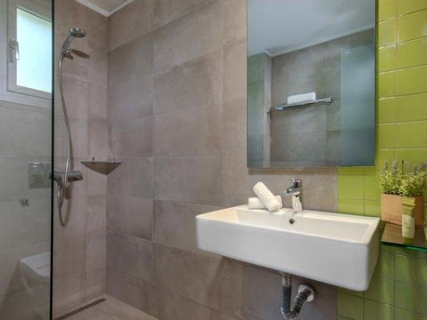 Akrathos Beach (Ouranoupolis, Athos)