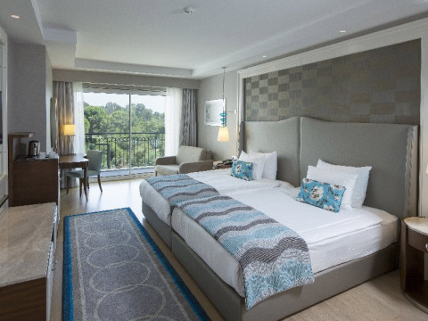 TITANIC DELUXE BELEK