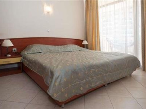 POSEIDON APARTHOTEL