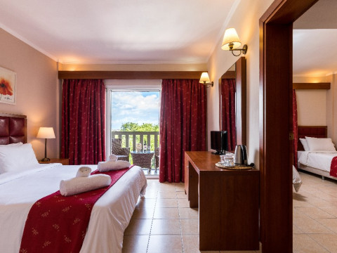 Ariti Hotel