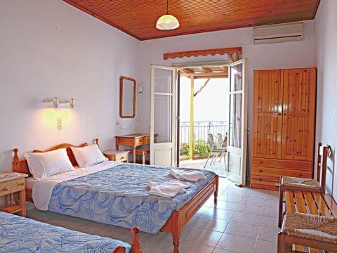 Anaxos Hill Village (Anaxos)