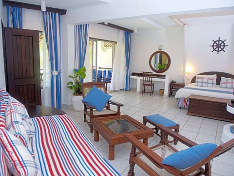 Voyager Beach Resort