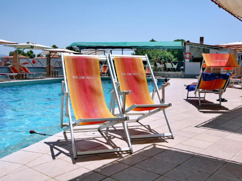 HOTEL MALEMI (SKALA KALLONI) - vechi