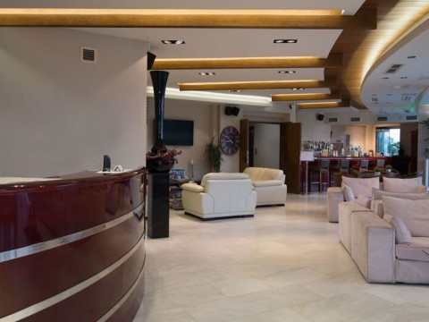 Cosmopolitan Hotel and Spa