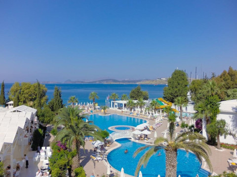 LABRANDA TMT RESORT