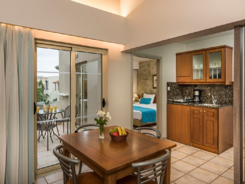 Elotis Suites - recomandat 3* superior (K)