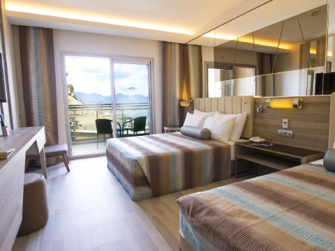 TURUNC PREMIUM HOTEL