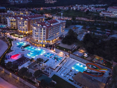 RAMADA RESORT BY WYNDHAM KUSADASI AND GOLF