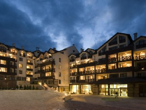 PREMIER LUXURY MOUNTAIN RESORT