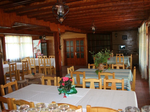CASA DINTRE SALCII