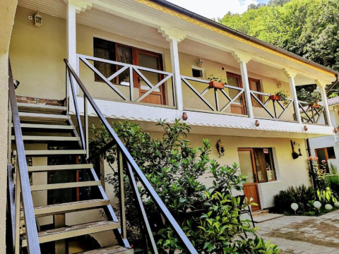 CASA DE VACANTE LA LOCANDA DUBOVA