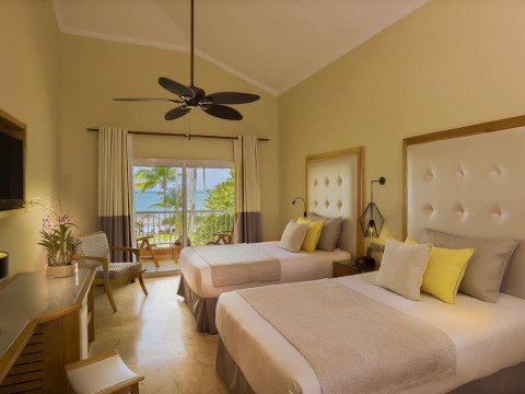 GRAND PALLADIUM PALACE RESORT AND SPA
